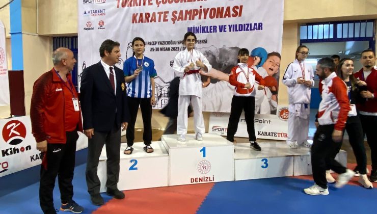 Karatecilerden 2 Altın 1 bronz toplamda 3 madalya