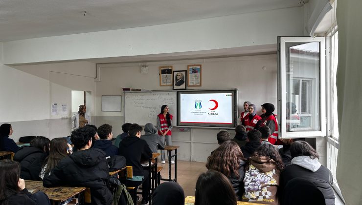 Anadolu Lisesi Öğrencilerine Deprem Semineri