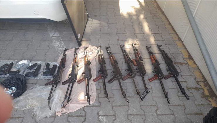 Polis Memuru Silah ve Uyuşturucu Sevkiyatında Yakalandı